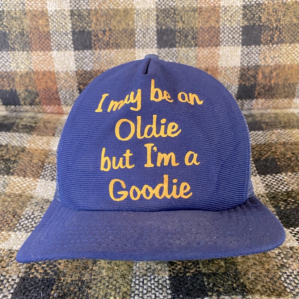 Vintage 70s trucker hat navy gold adjustable snap back one size